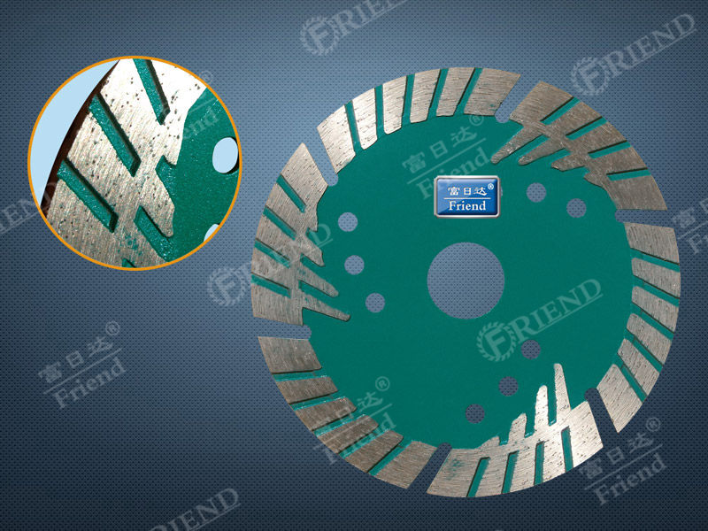 114墻槽護齒精品